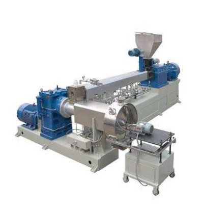 影响双螺杆造粒机价格的因素有哪些？如何选择合适的厂家？